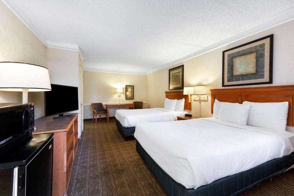 La Quinta Inn by Wyndham Bossier City Image 10