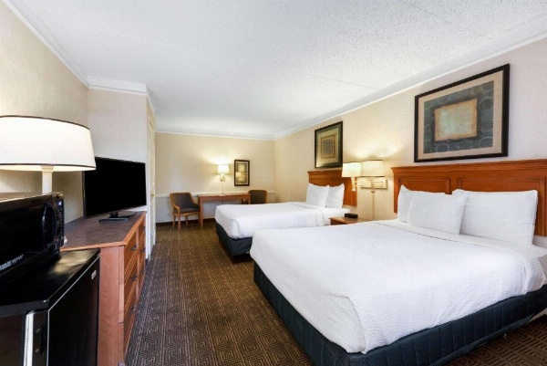 La Quinta Inn by Wyndham Bossier City image 10