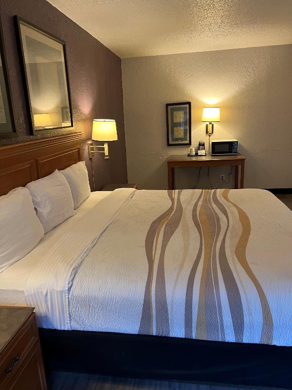 La Quinta Inn by Wyndham Bossier City image 2