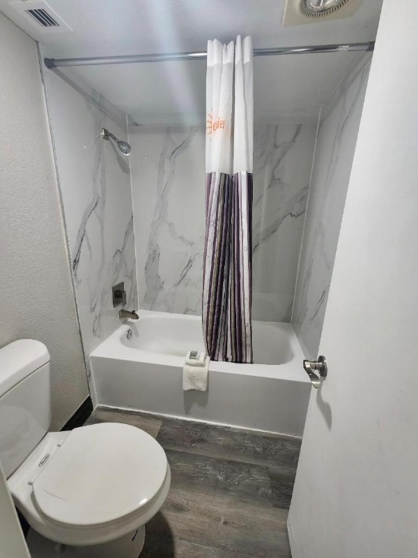 La Quinta Inn by Wyndham Bossier City image 3